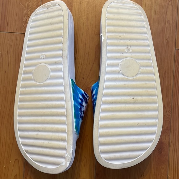 Tretorn men’s sandals. Size 11 - Picture 3 of 3